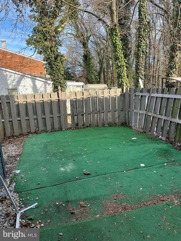 2 RUSCOMBE CT, Willingboro, NJ 08046