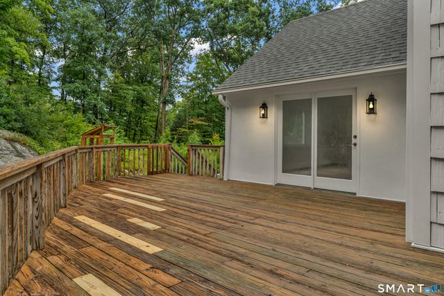 131 Seth Low Mountain Road, Ridgefield, CT 06877