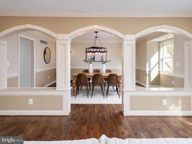 5108 MOUNTAIN RD, Pasadena, MD 21122