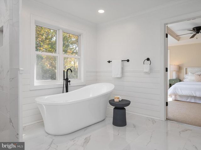 5108 MOUNTAIN RD, Pasadena, MD 21122