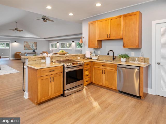 5108 MOUNTAIN RD, Pasadena, MD 21122