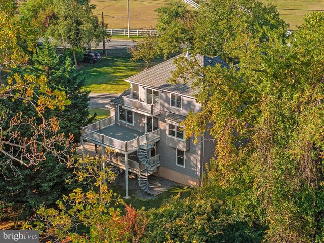 5108 MOUNTAIN RD, Pasadena, MD 21122