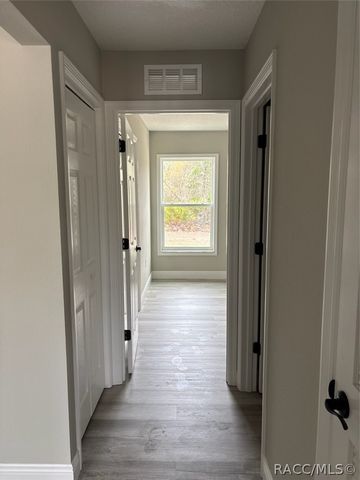 6656 N Roland Drive, Dunnellon, FL 34433