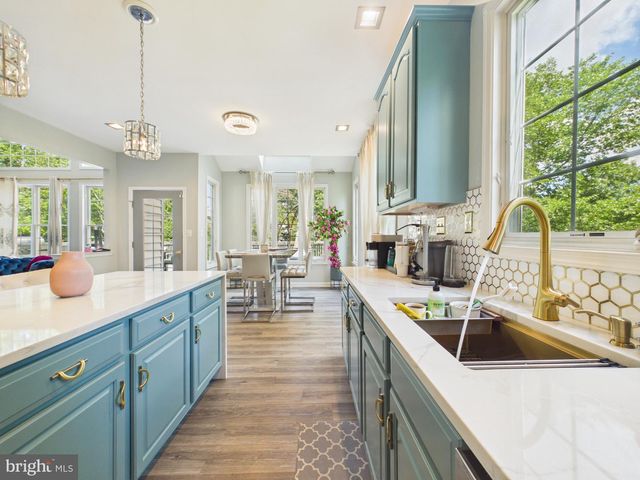 43464 SNICKERSVILLE KILN CT, Ashburn, VA 20148