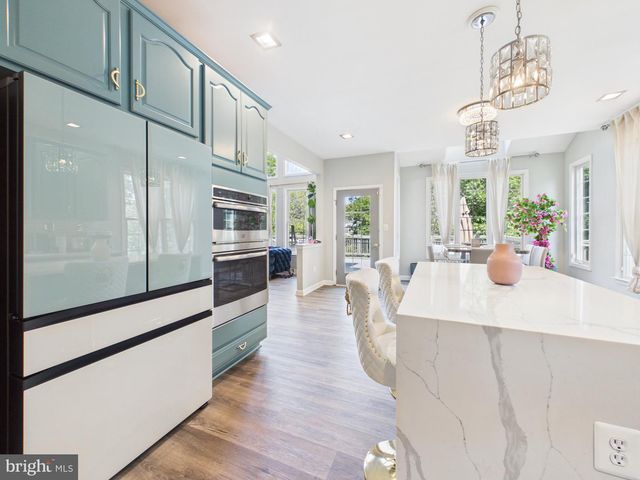 43464 SNICKERSVILLE KILN CT, Ashburn, VA 20148
