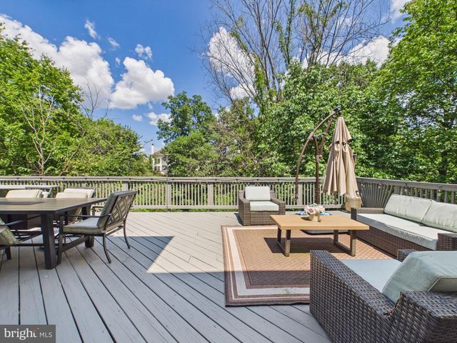 43464 SNICKERSVILLE KILN CT, Ashburn, VA 20148