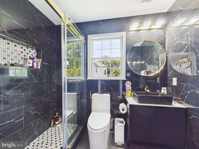 43464 SNICKERSVILLE KILN CT, Ashburn, VA 20148