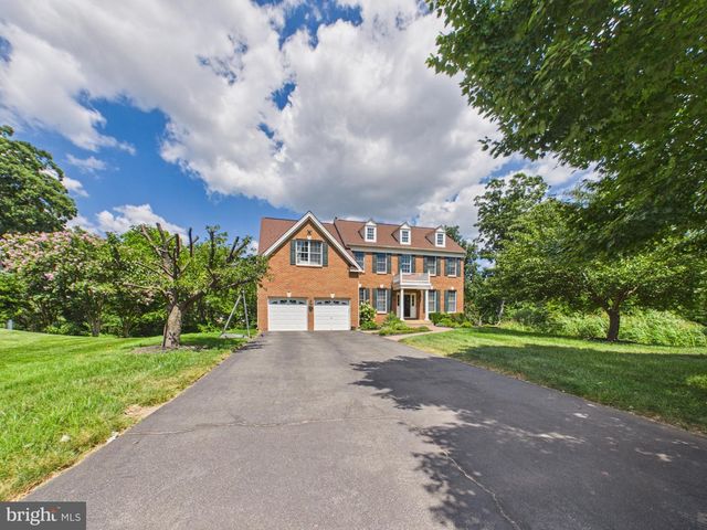 43464 SNICKERSVILLE KILN CT, Ashburn, VA 20148