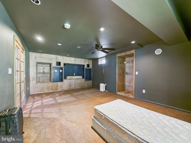 43464 SNICKERSVILLE KILN CT, Ashburn, VA 20148