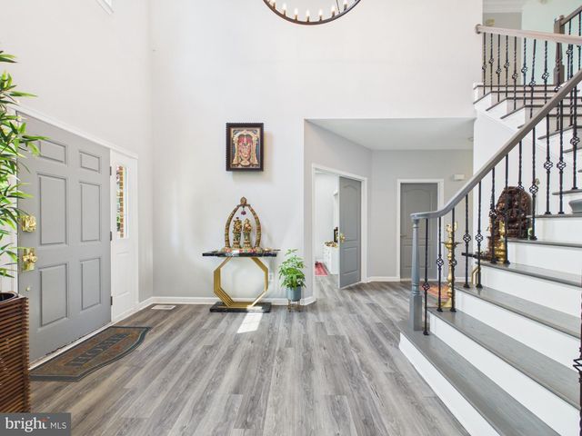 43464 SNICKERSVILLE KILN CT, Ashburn, VA 20148