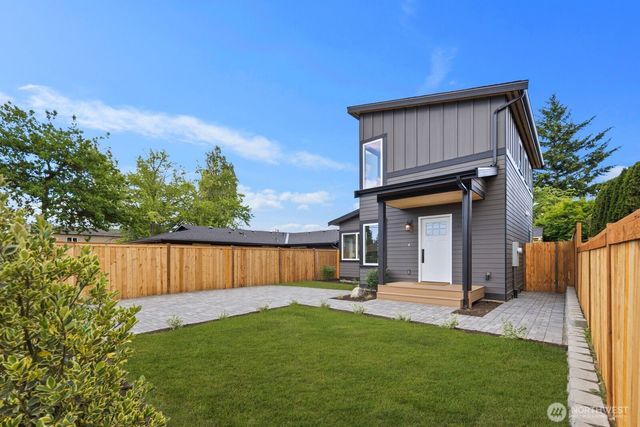 15701 117th Avenue SE, Renton, WA 98058