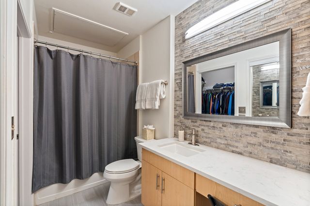 3225 Turtle Creek Boulevard 1420, Dallas, TX 75219