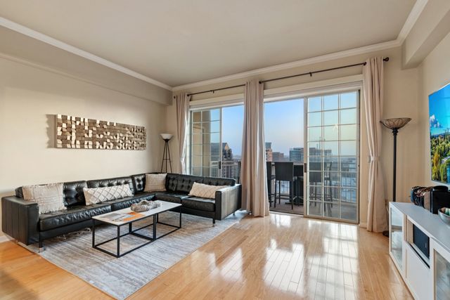 3225 Turtle Creek Boulevard 1420, Dallas, TX 75219
