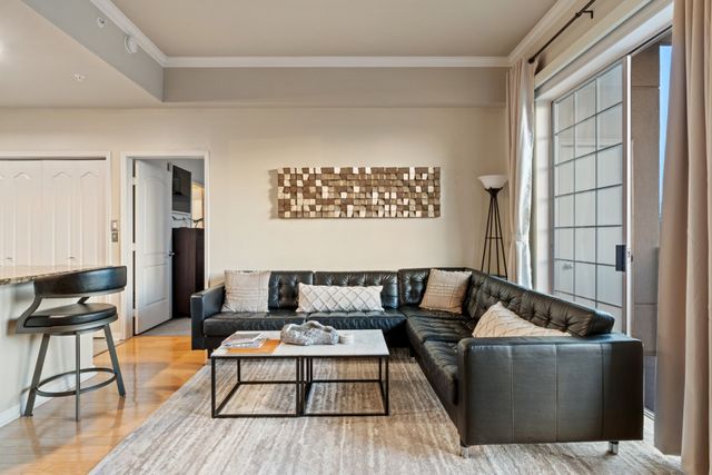 3225 Turtle Creek Boulevard 1420, Dallas, TX 75219