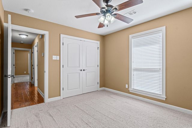 11 Tradewinds Dr, Cabot, AR 72023