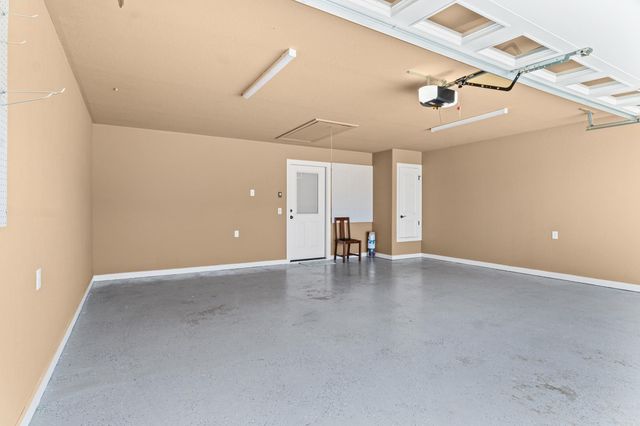 11 Tradewinds Dr, Cabot, AR 72023