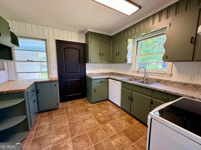 601 E 26th Avenue, Cordele, GA 31015