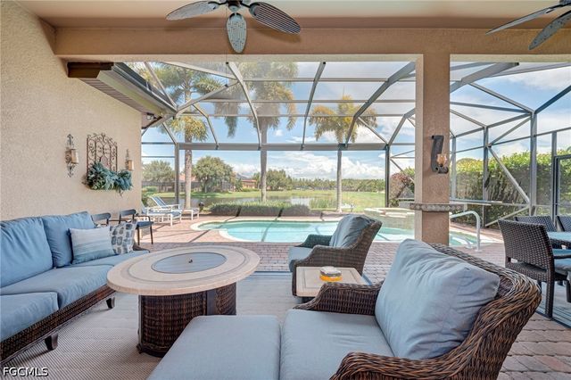 11752 Rosalinda CT, Fort Myers, FL 33912