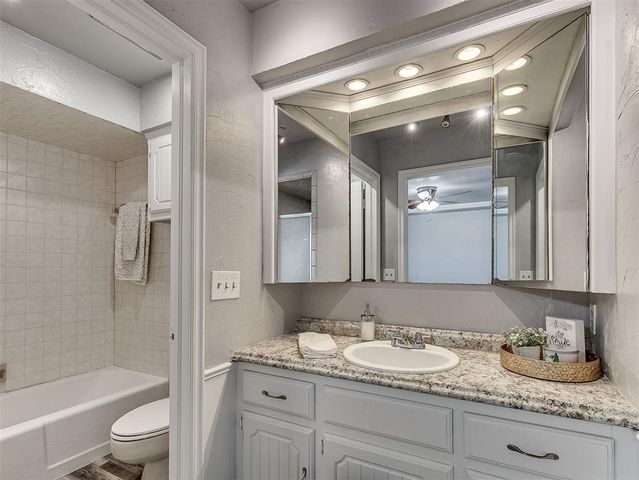 2919 SW 127th Street, Oklahoma City, OK 73170