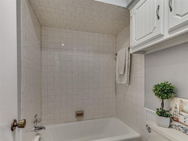 2919 SW 127th Street, Oklahoma City, OK 73170
