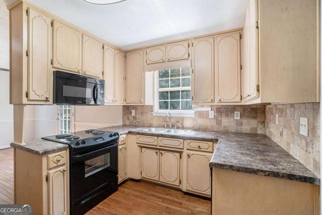 1060 Highway 81, Loganville, GA 30052