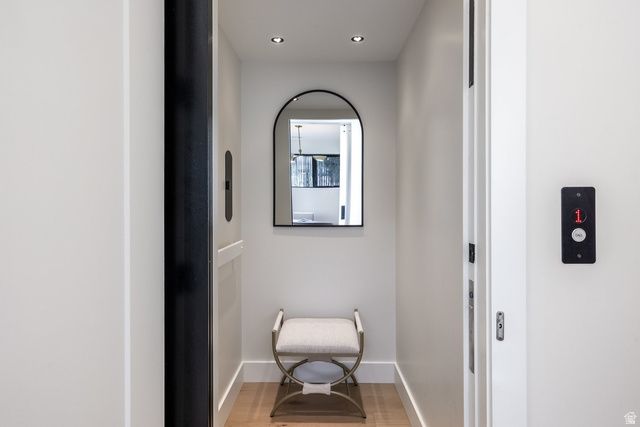 4451 S HOLLADAY PARK LN, Holladay, UT 84124