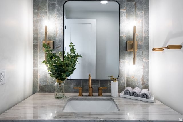 4451 S HOLLADAY PARK LN, Holladay, UT 84124