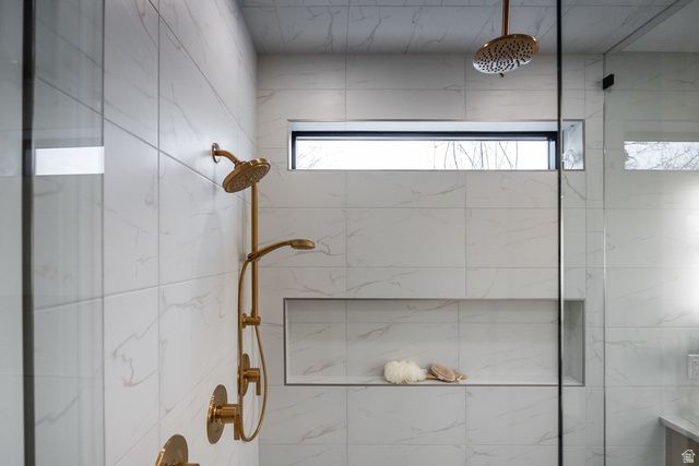 4451 S HOLLADAY PARK LN, Holladay, UT 84124