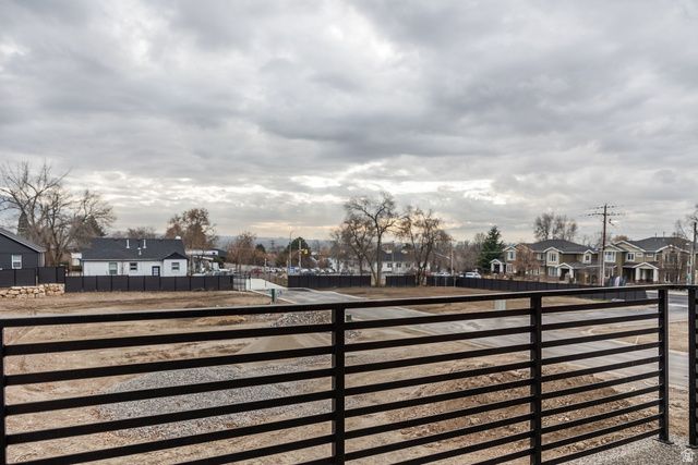 4451 S HOLLADAY PARK LN, Holladay, UT 84124