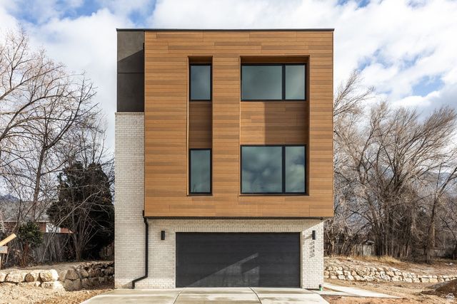 4451 S HOLLADAY PARK LN, Holladay, UT 84124