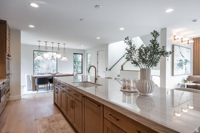 4451 S HOLLADAY PARK LN, Holladay, UT 84124