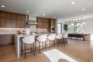 4451 S HOLLADAY PARK LN, Holladay, UT 84124