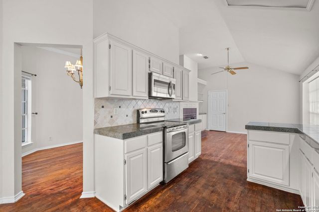 13706 Morningbluff, San Antonio, TX 78216