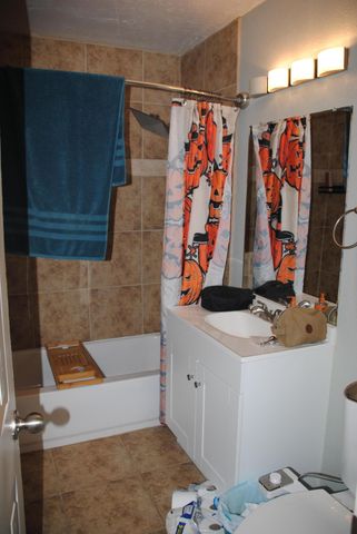 422 CHAMA Street NE, Albuquerque, NM 87108