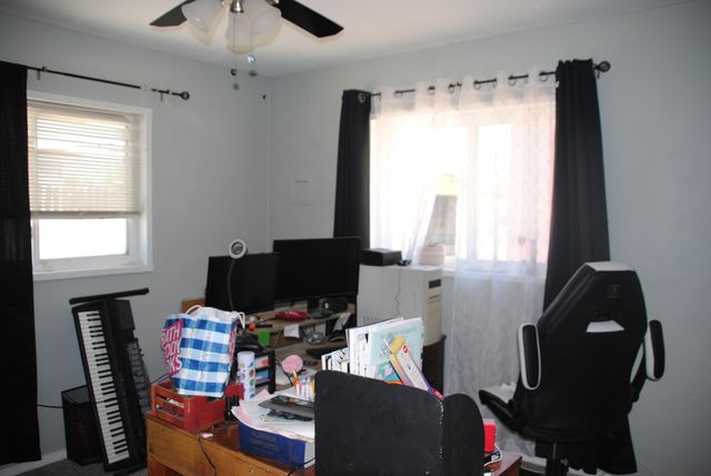 422 CHAMA Street NE, Albuquerque, NM 87108