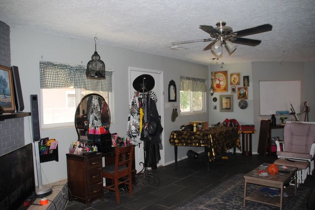 422 CHAMA Street NE, Albuquerque, NM 87108