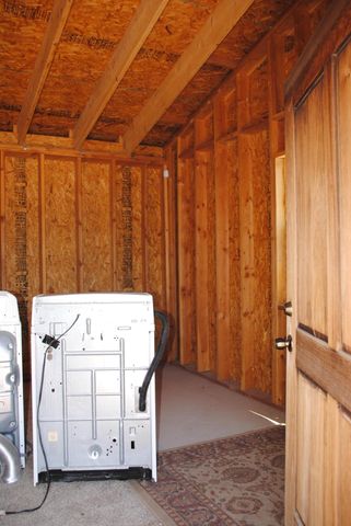 422 CHAMA Street NE, Albuquerque, NM 87108