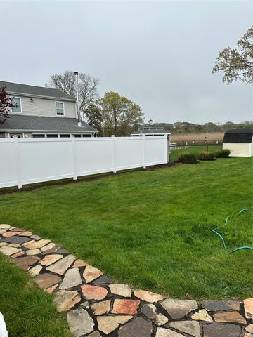 221 S Dunton Avenue, East Patchogue, NY 11772