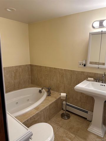 221 S Dunton Avenue, East Patchogue, NY 11772