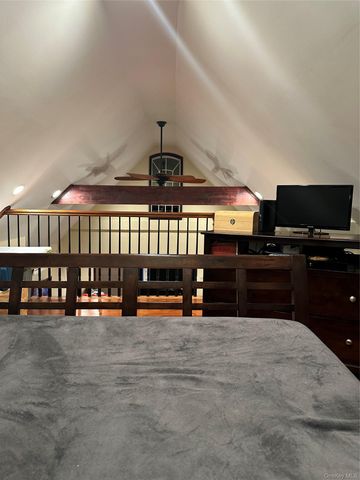 221 S Dunton Avenue, East Patchogue, NY 11772