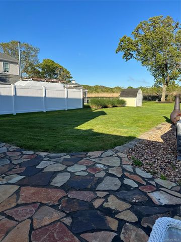 221 S Dunton Avenue, East Patchogue, NY 11772