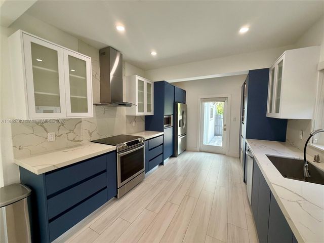 761 NE 77th St, Miami, FL 33138
