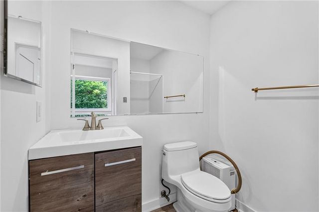 6311 Hunting Creek Road, Atlanta, GA 30328