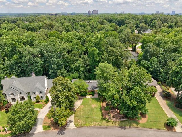 6311 Hunting Creek Road, Atlanta, GA 30328