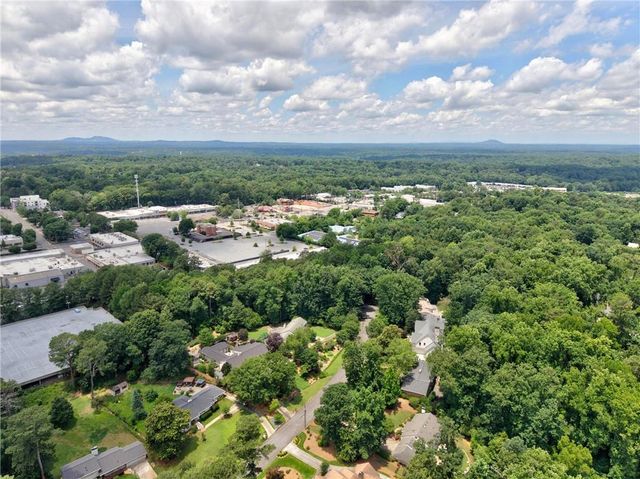 6311 Hunting Creek Road, Atlanta, GA 30328