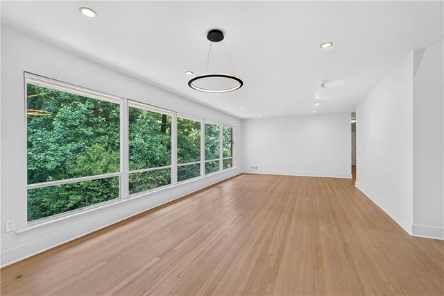 6311 Hunting Creek Road, Atlanta, GA 30328