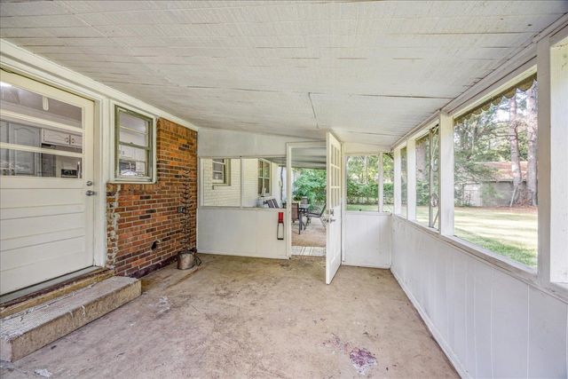 296 N WHITE STATION RD, Memphis, TN 38117
