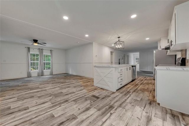 96 HDR Drive, Maysville, GA 30558