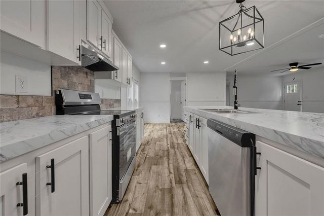 96 HDR Drive, Maysville, GA 30558