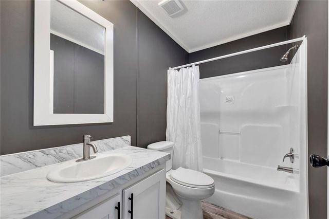 96 HDR Drive, Maysville, GA 30558